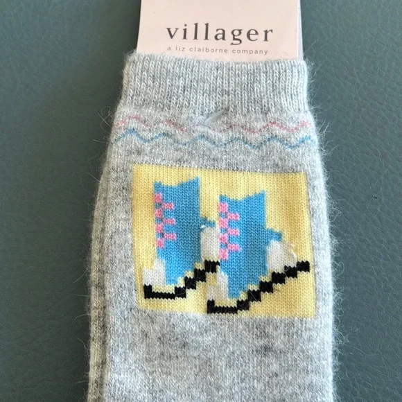 Grey Heather “Skater” socks - Picture 1 of 3